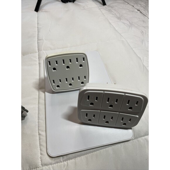 Intertek C2603 6 Plug Outlet X2 Used Working Tested - Picture 2 of 7